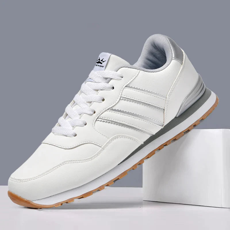 Voyager Sneakers
