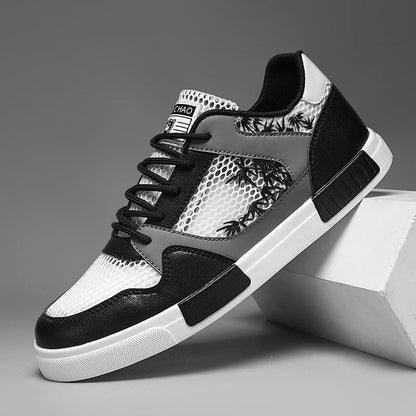 Avari Low Cut Sneakers